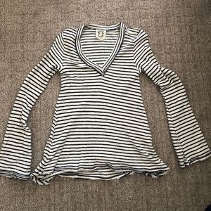 Boutique bell sleeve sweater